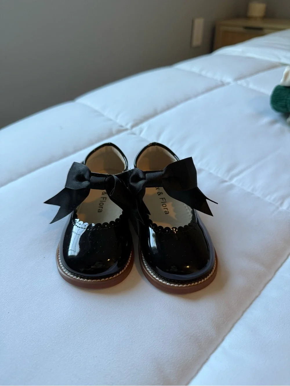 Felix & Flora toddler girl shoes size 5